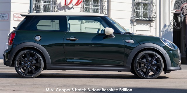 Surf4Cars_New_Cars_MINI Hatch Cooper S Hatch 3-door Resolute Edition_2.jpg
